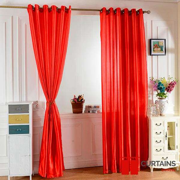 Red-Curtains-Abu-Dhabi