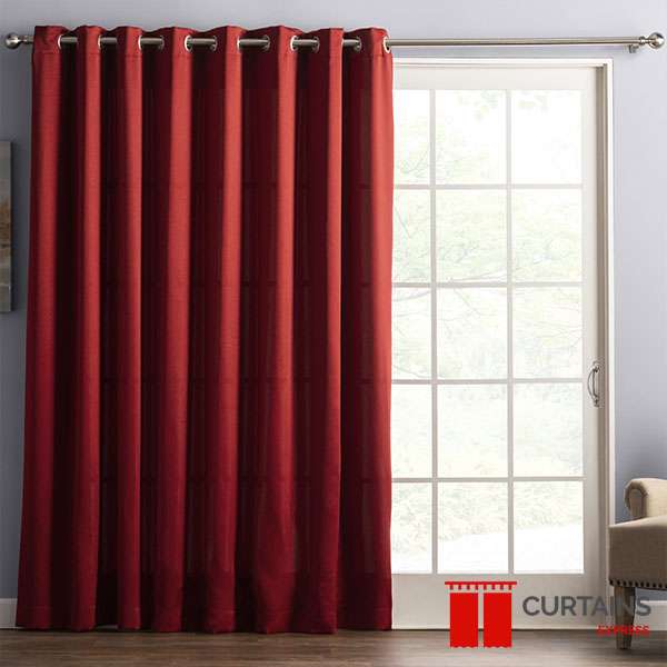 Red-Curtains-Abu-Dhabi