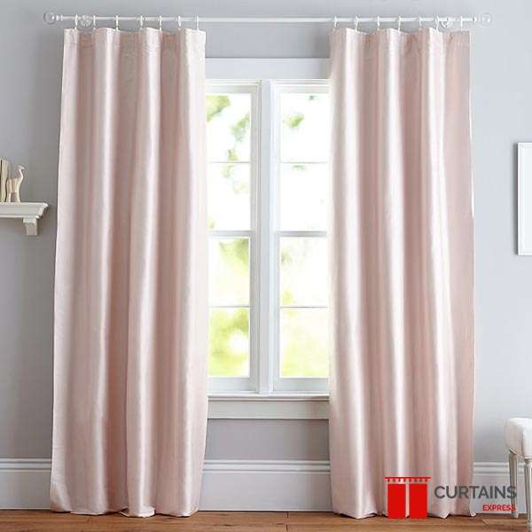 Silk-Curtains-Abu-Dhabi