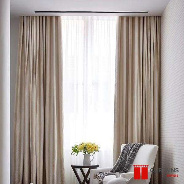 Silk-Curtains-Abu-Dhabi
