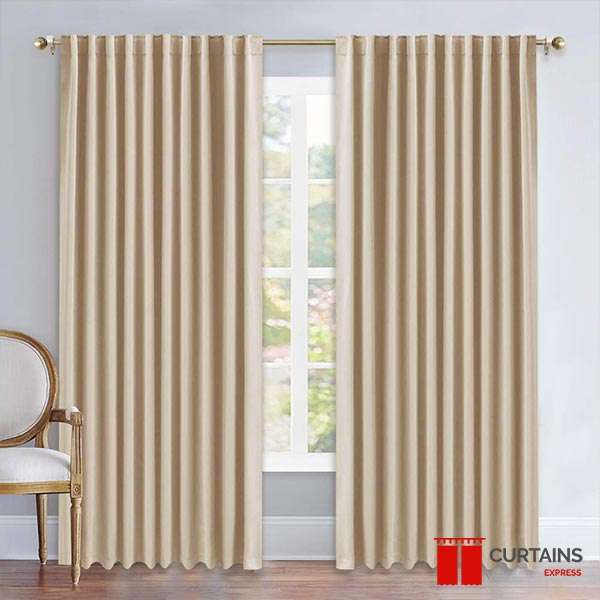 Silk-Curtains-Abu-Dhabi